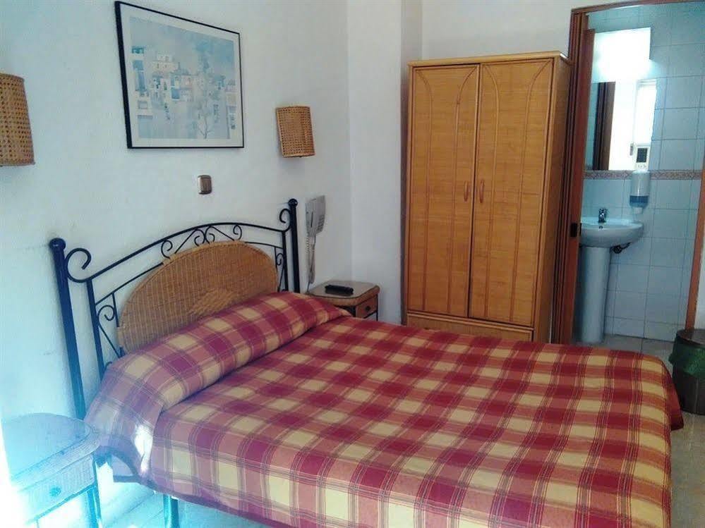 Casa Miguel Hotel - Alicante — Photos 3